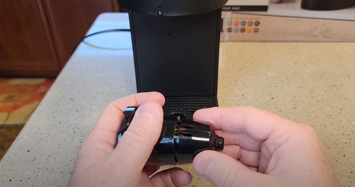 reassembling keurig k slim needle basket